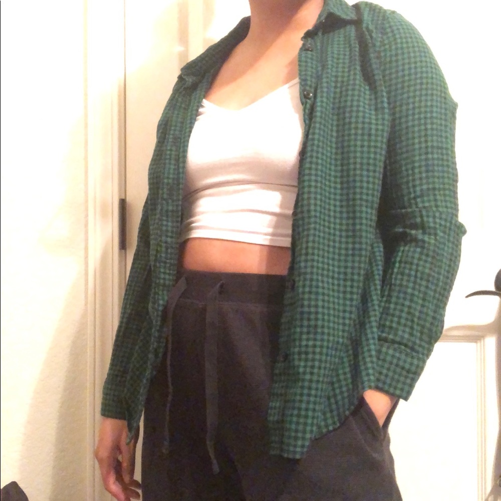 Green and black squared flannel